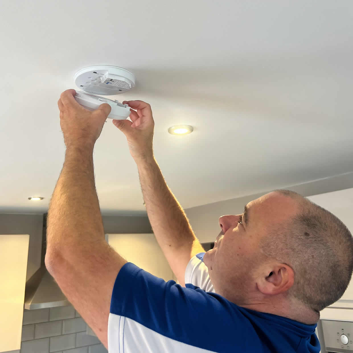Professional smoke and heat alarm installation in Leicester